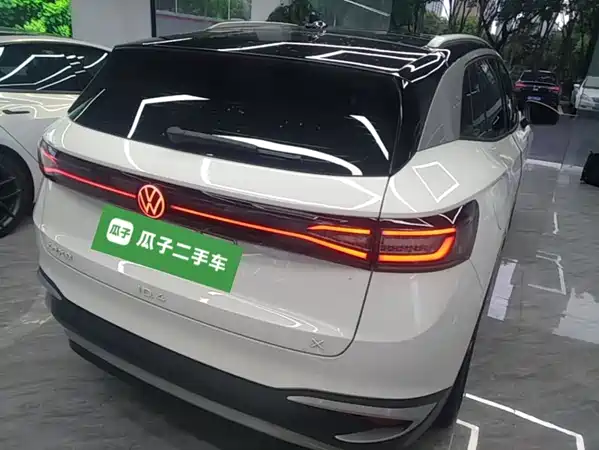 Volkswagen ID.4 X 2024