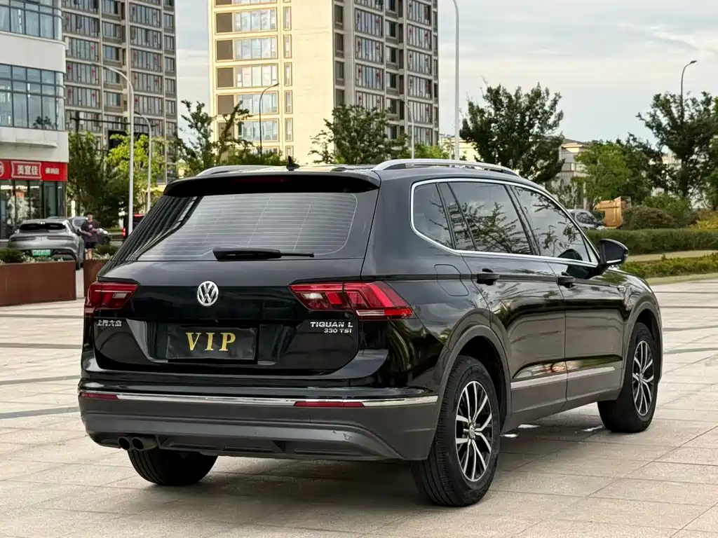 Volkswagen Tiguan L 2017