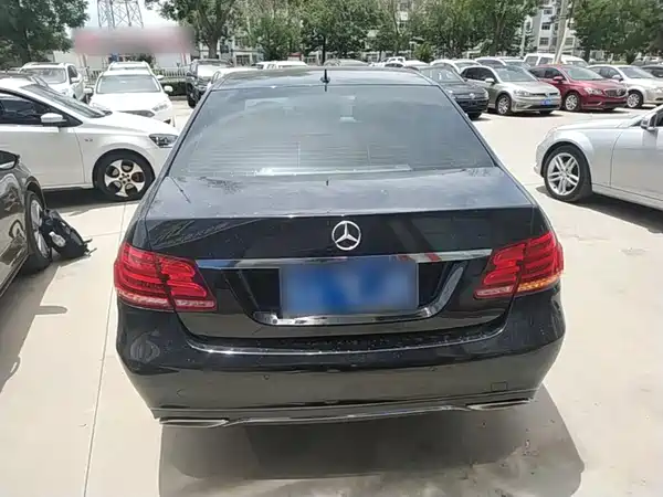 Mercedes-Benz E-Class 2015