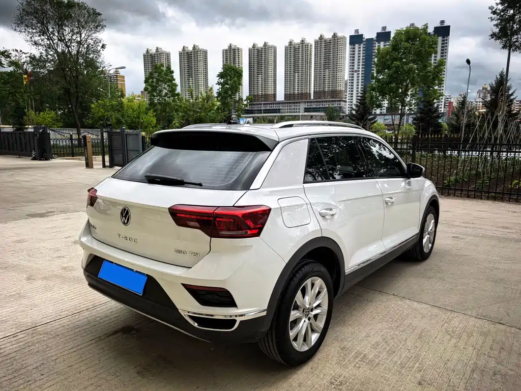 Volkswagen T-Roc 2022 — фото 9