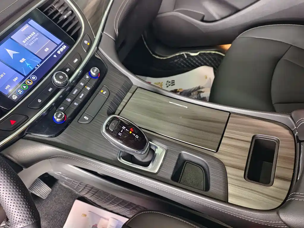 Buick LaCrosse 2022 — фото 15