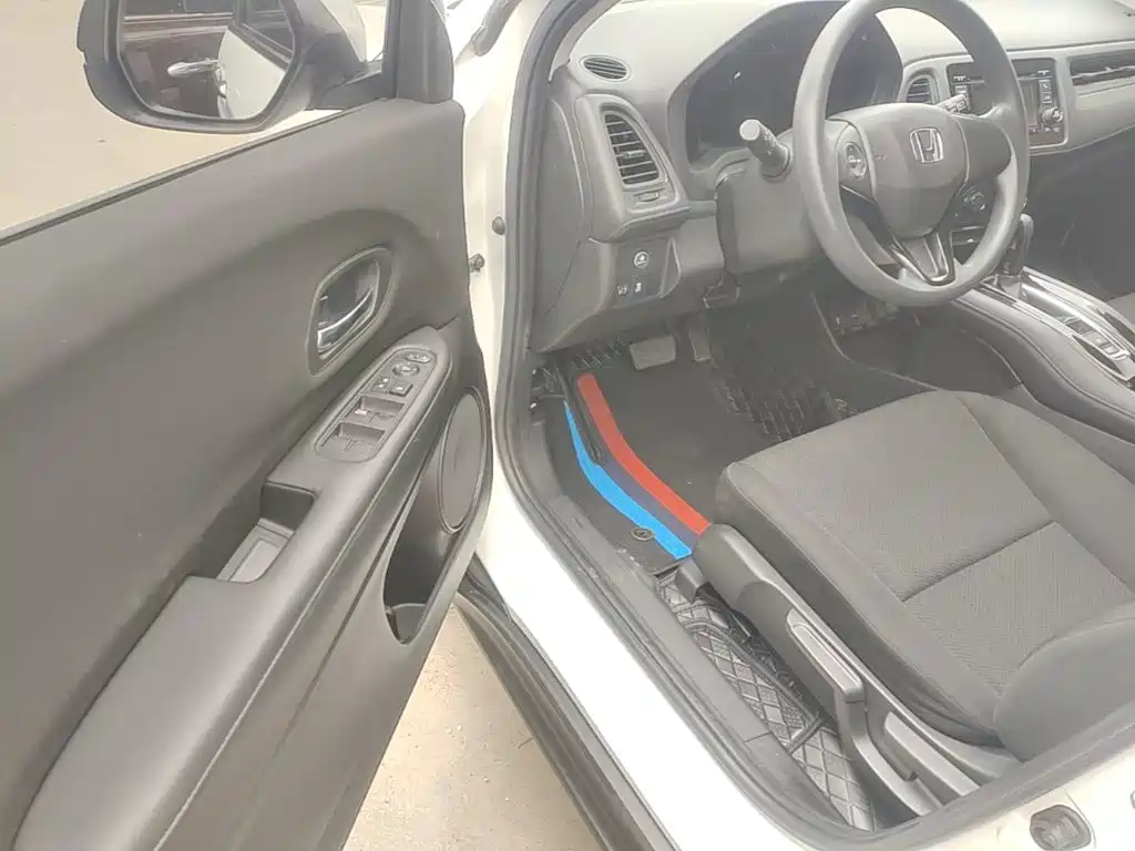 Honda Vezel 2016 — фото 16