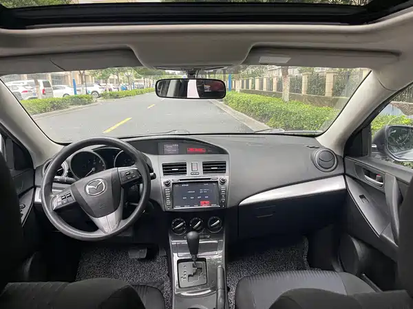 Mazda 3 Xingcheng 2016