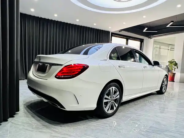 Mercedes-Benz C-Class 2018