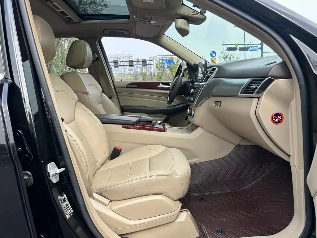 Mercedes-Benz M-Class 2015 — фото 11