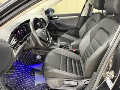 Volkswagen Sagitar 2022