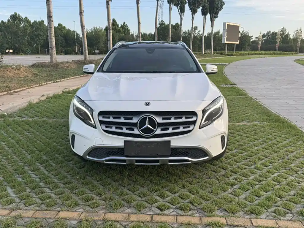 Mercedes-Benz GLA 2018 — фото 3