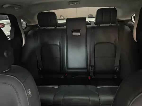 Jaguar XFL 2021