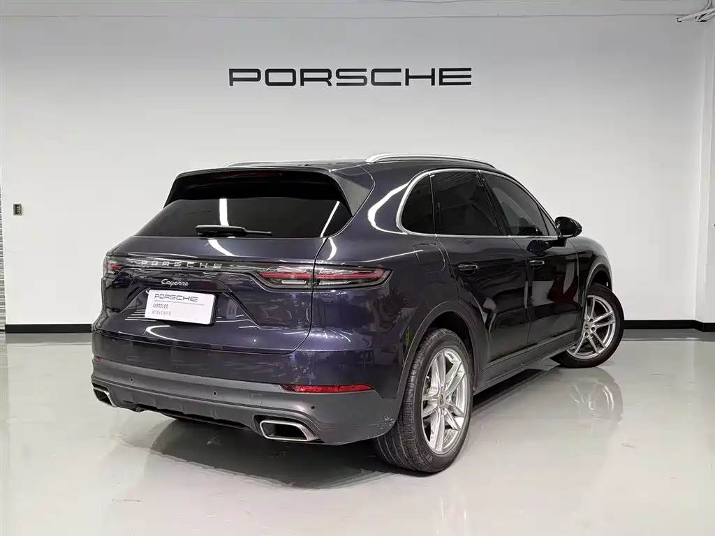 Porsche Cayenne 2019 — фото 6