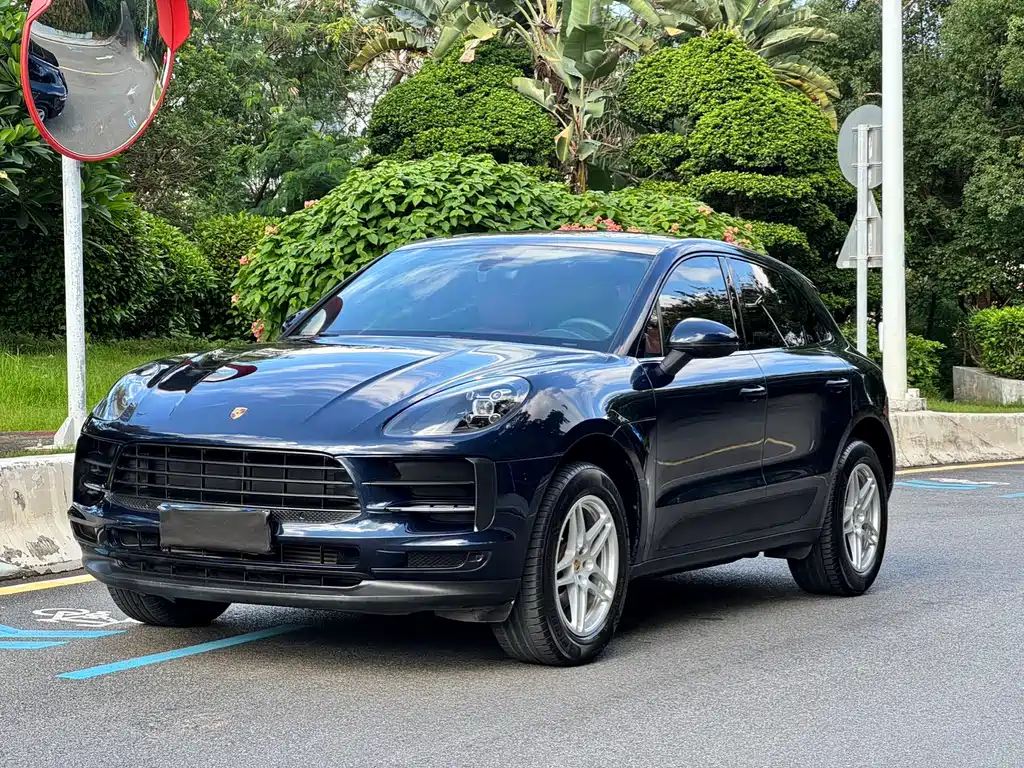 Porsche Macan 2020 — фото 1
