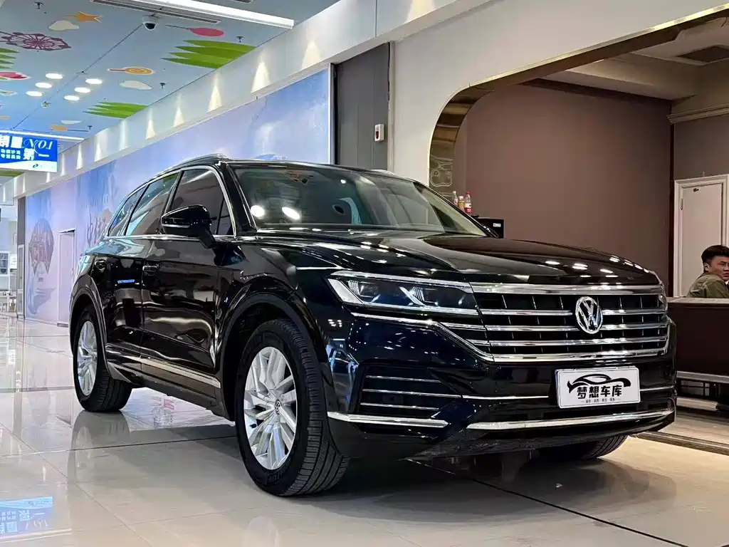 Volkswagen Touareg 2020 — фото 3