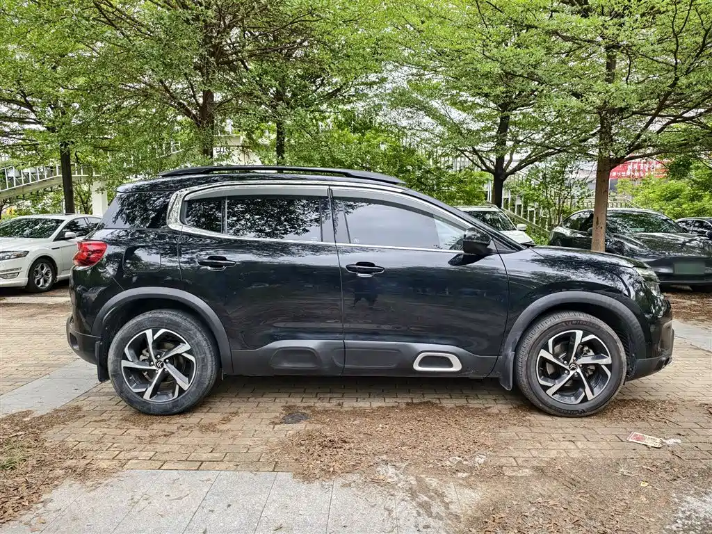 Citroen C5 AIRCROSS 2017 — фото 10