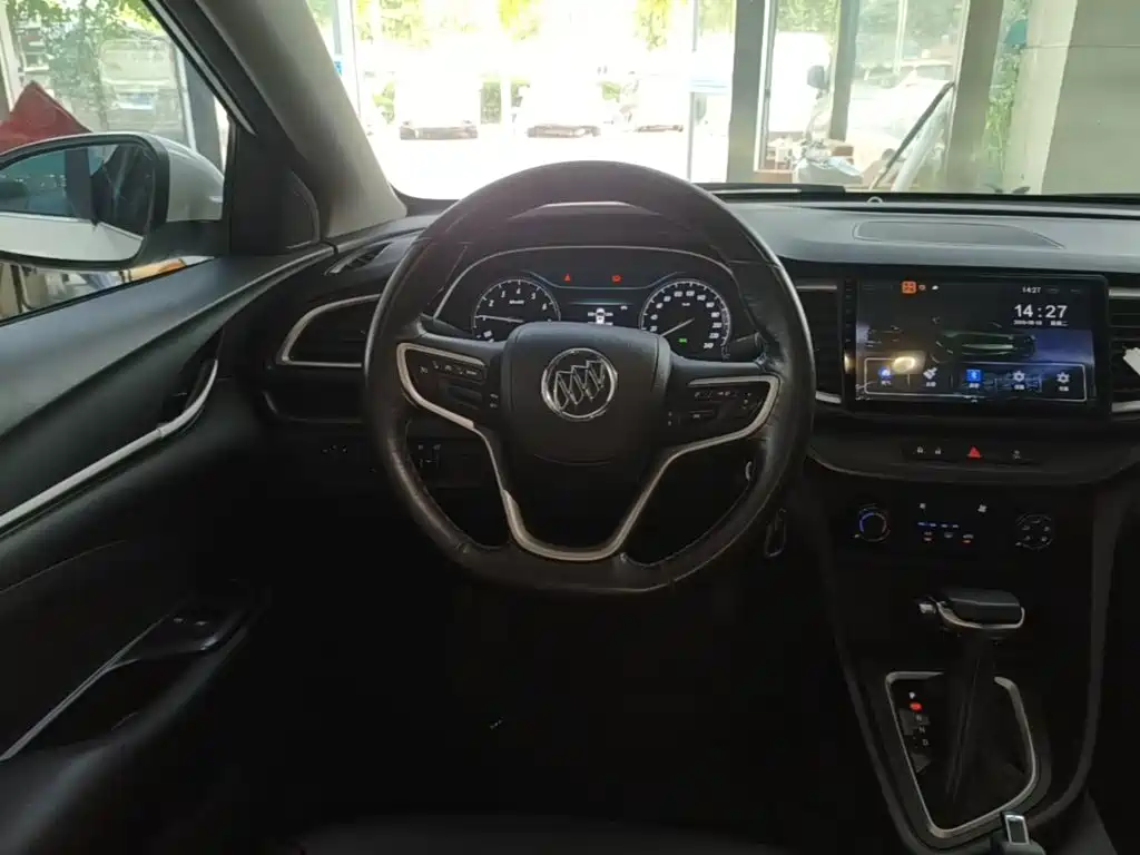 Buick Excelle GT 2018 — фото 11