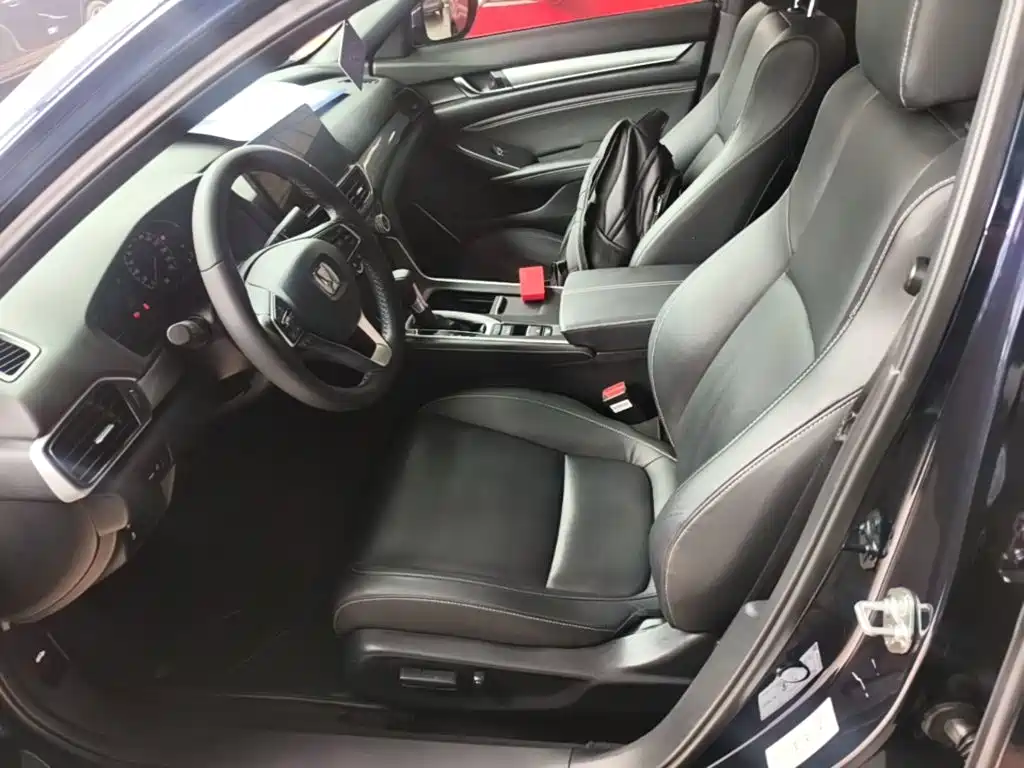 Honda Inspire 2022 — фото 15
