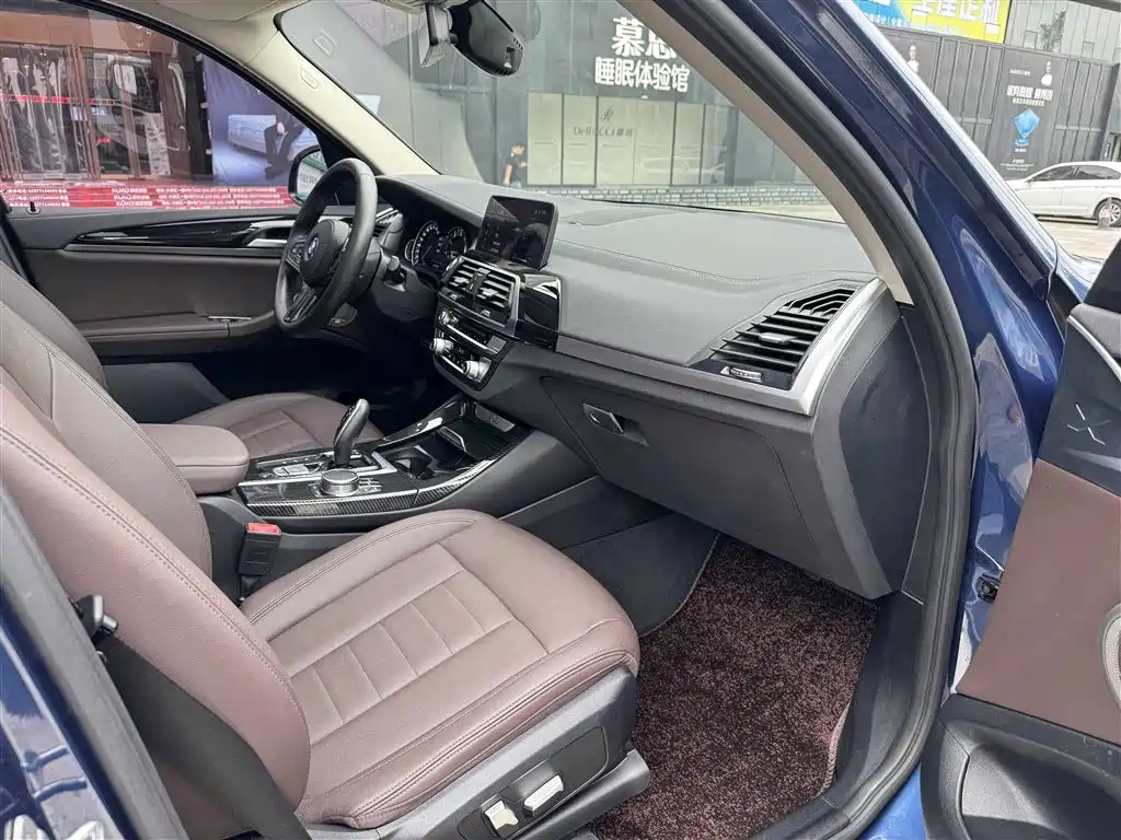 BMW X3 2018 — фото 10