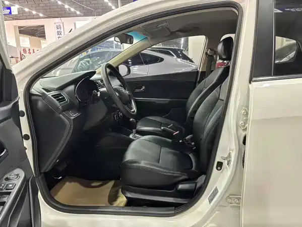 Kia K2 2012