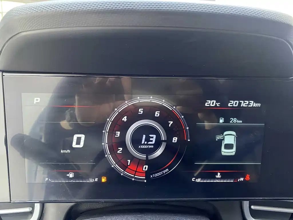 Hyundai Elantra 2023 — фото 13