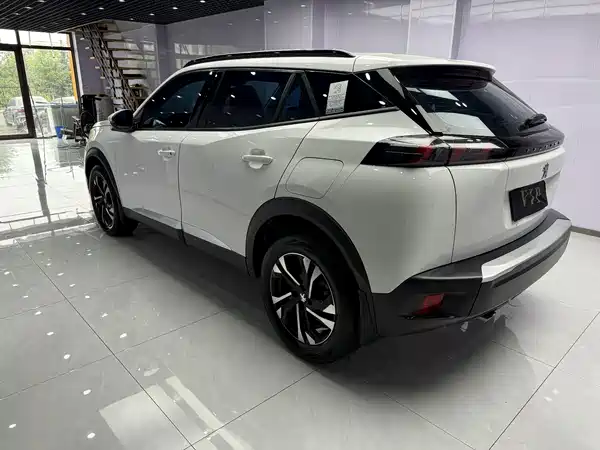 Peugeot 2008 2022