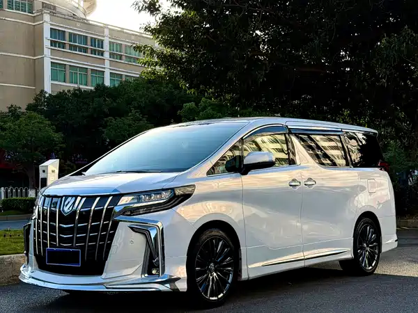 Toyota Alphard 2016