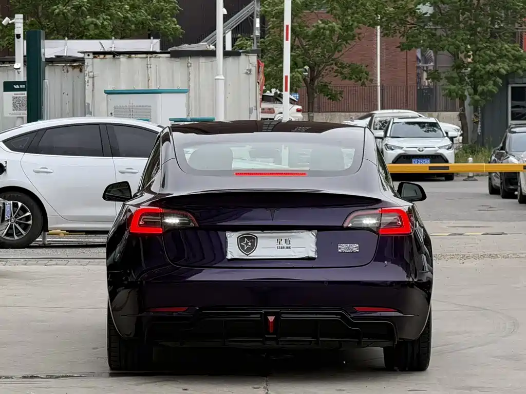 Tesla Model 3 2023