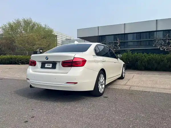 BMW 3 Series 2017