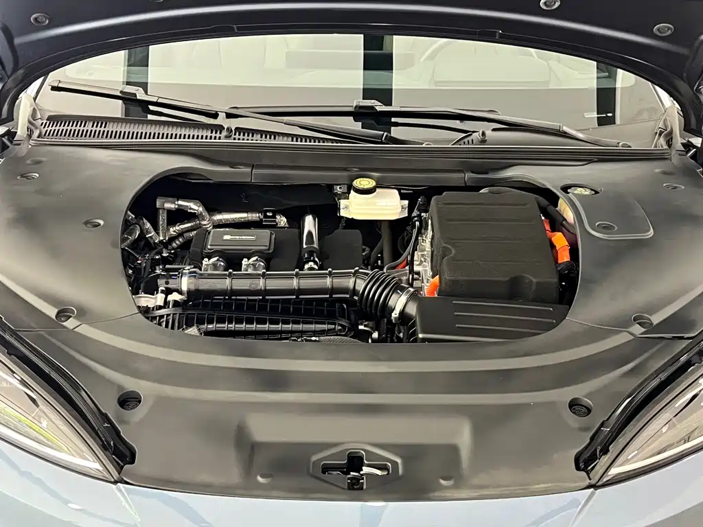 BYD Seal 07 DM-i 2025 — фото 4