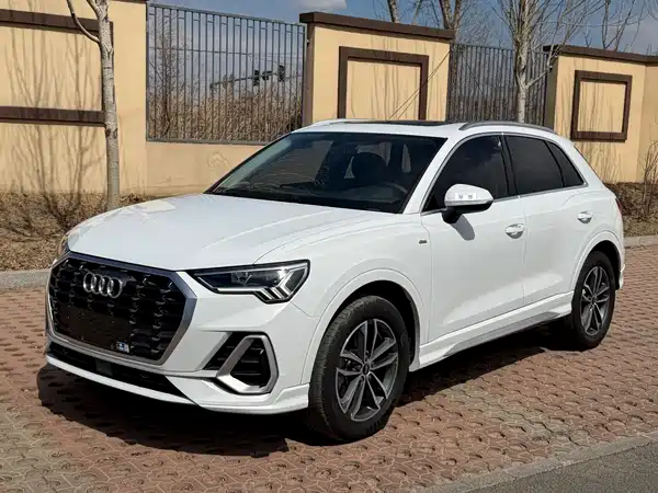 Audi Q3 2022