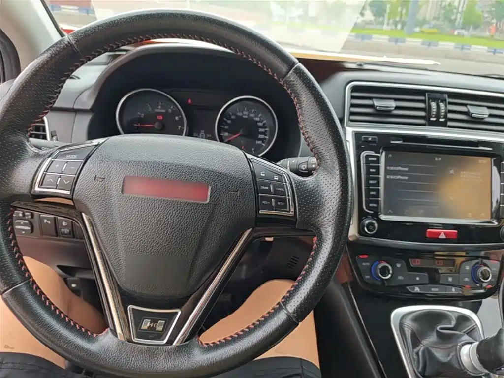 Haval H6 2015 — фото 10