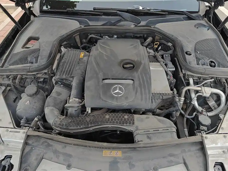 Mercedes-Benz E-Class 2018 — фото 10