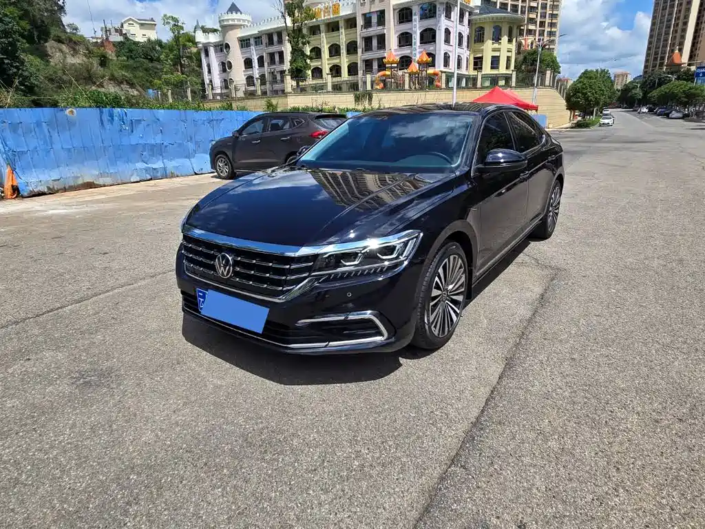 Volkswagen Passat 2021 — фото 1