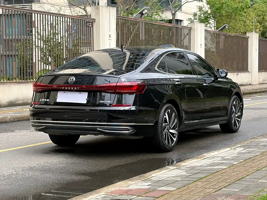 Volkswagen Passat 2024 — фото 10