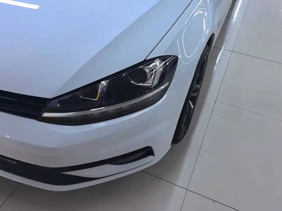 Volkswagen Golf 2020