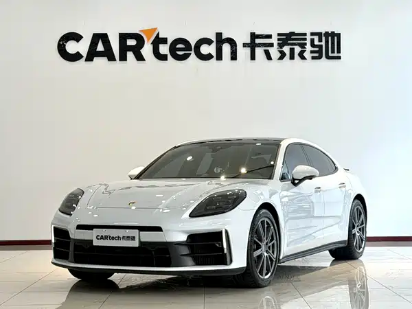 Porsche Panamera 2024