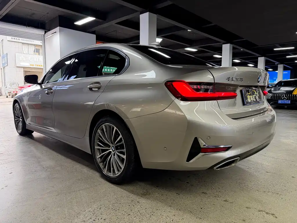 BMW 3 Series 2020 — фото 11