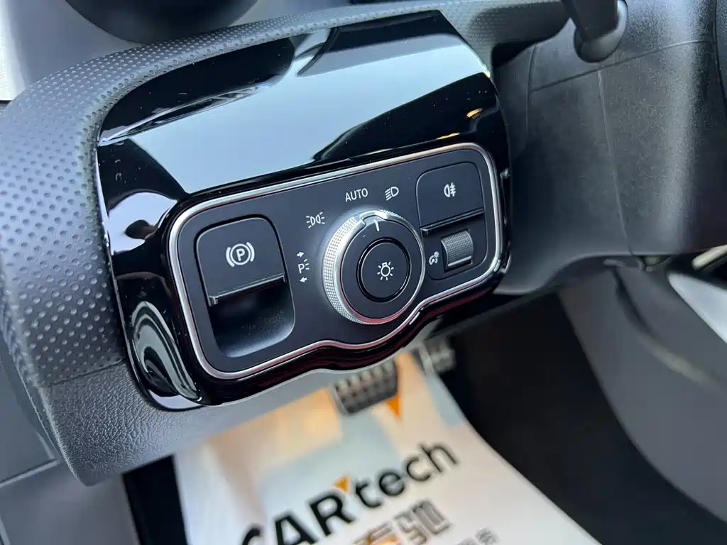Mercedes-Benz A-Class AMG 2023 — фото 22