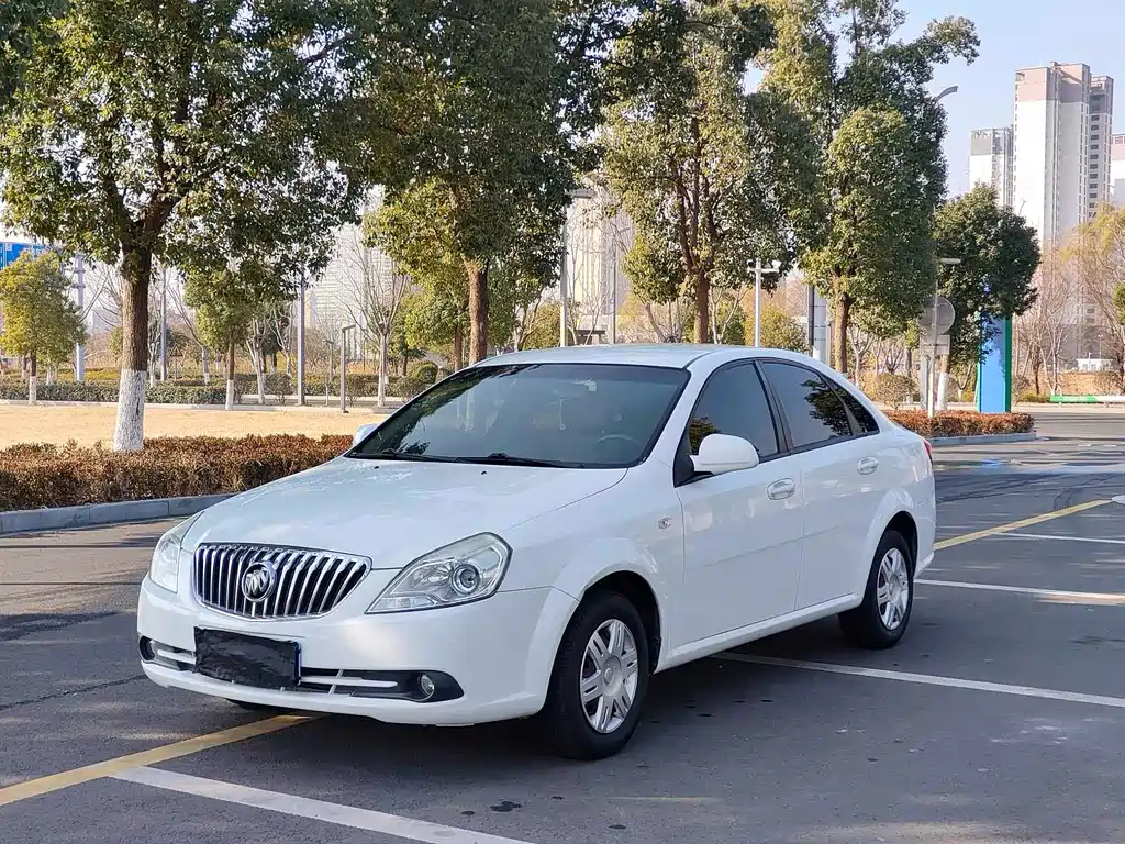 Buick Excelle 2014 — фото 1