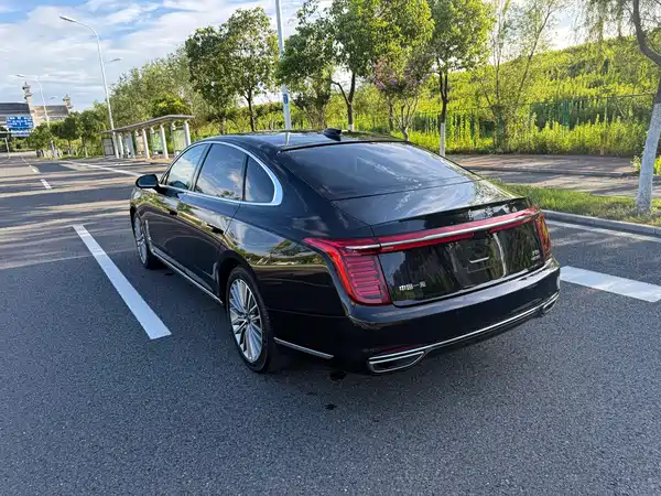 Hongqi H9 2021