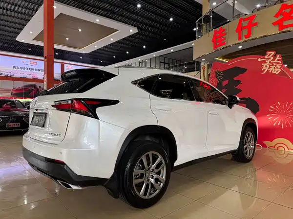 Lexus NX 2015