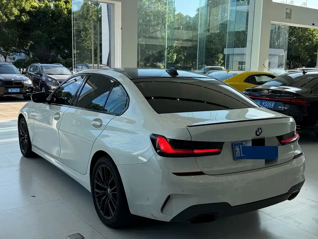 BMW 3 Series 2020
