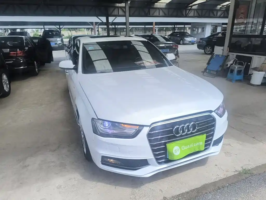 Audi A4L 2016