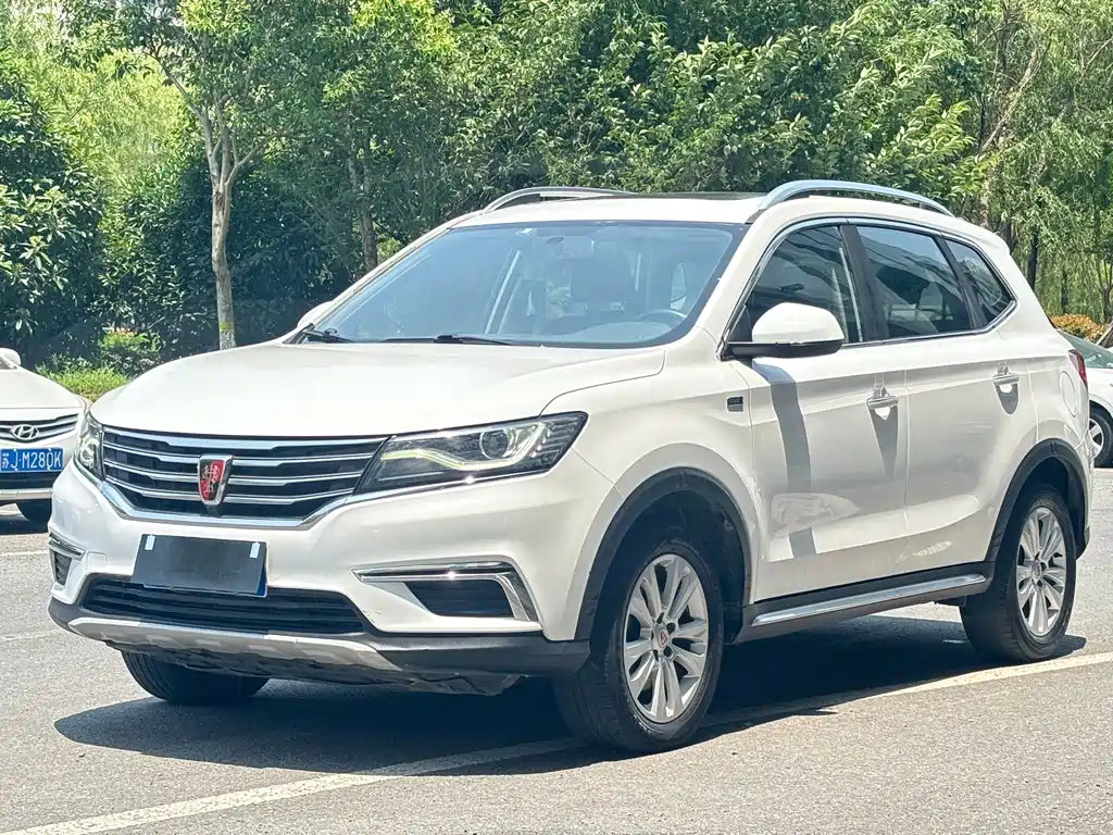 Roewe RX5 2017 — фото 1