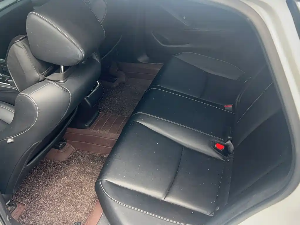 Honda Inspire 2020 — фото 13