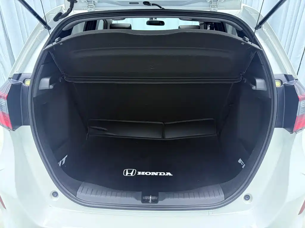 Honda Fit 2023 — фото 10