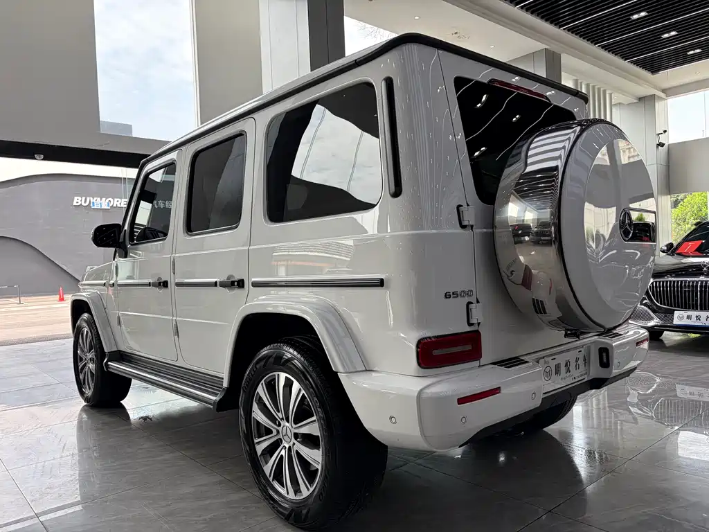 Mercedes-Benz G-Class 2024 — фото 13
