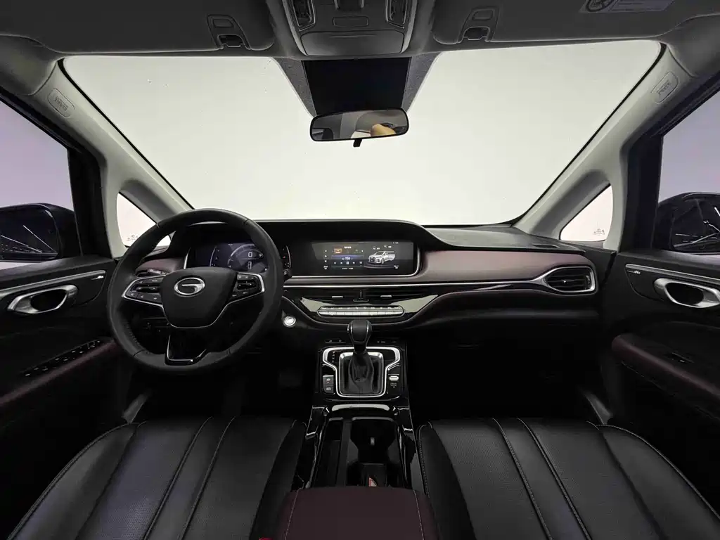GAC Motor Trumpchi M6 2024 — фото 15