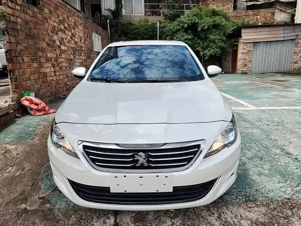 Peugeot 408 2017