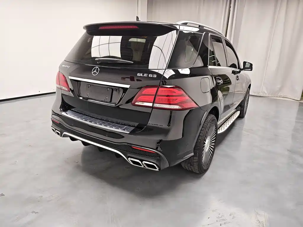 Mercedes-Benz GLE 2018 — фото 12