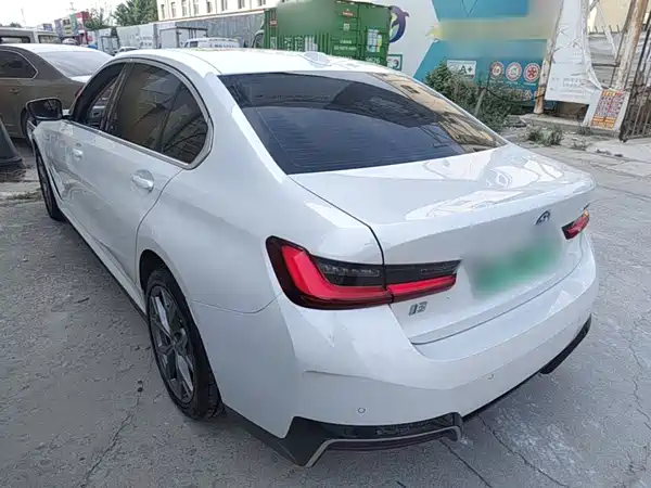 BMW i3 2024