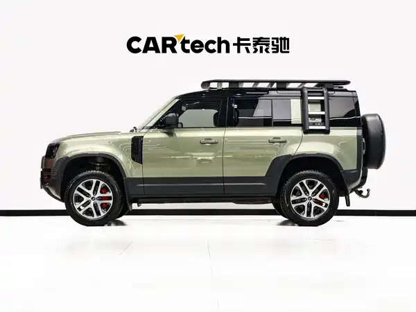 Land Rover Defender 2023