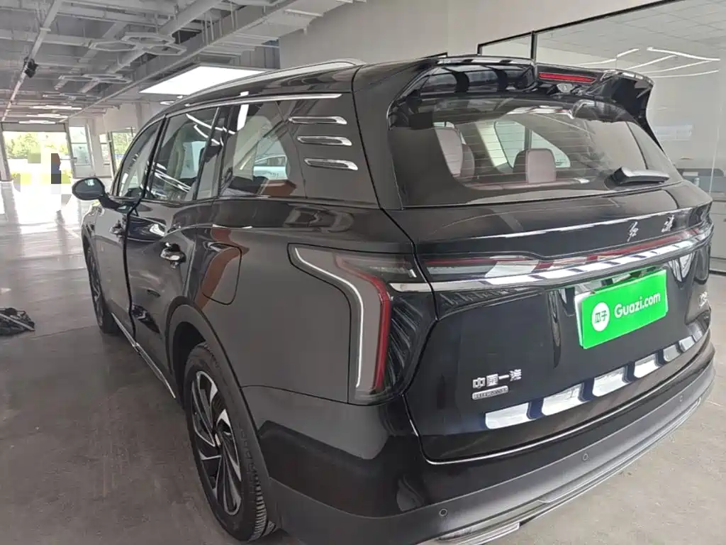 Hongqi HS7 PHEV 2026